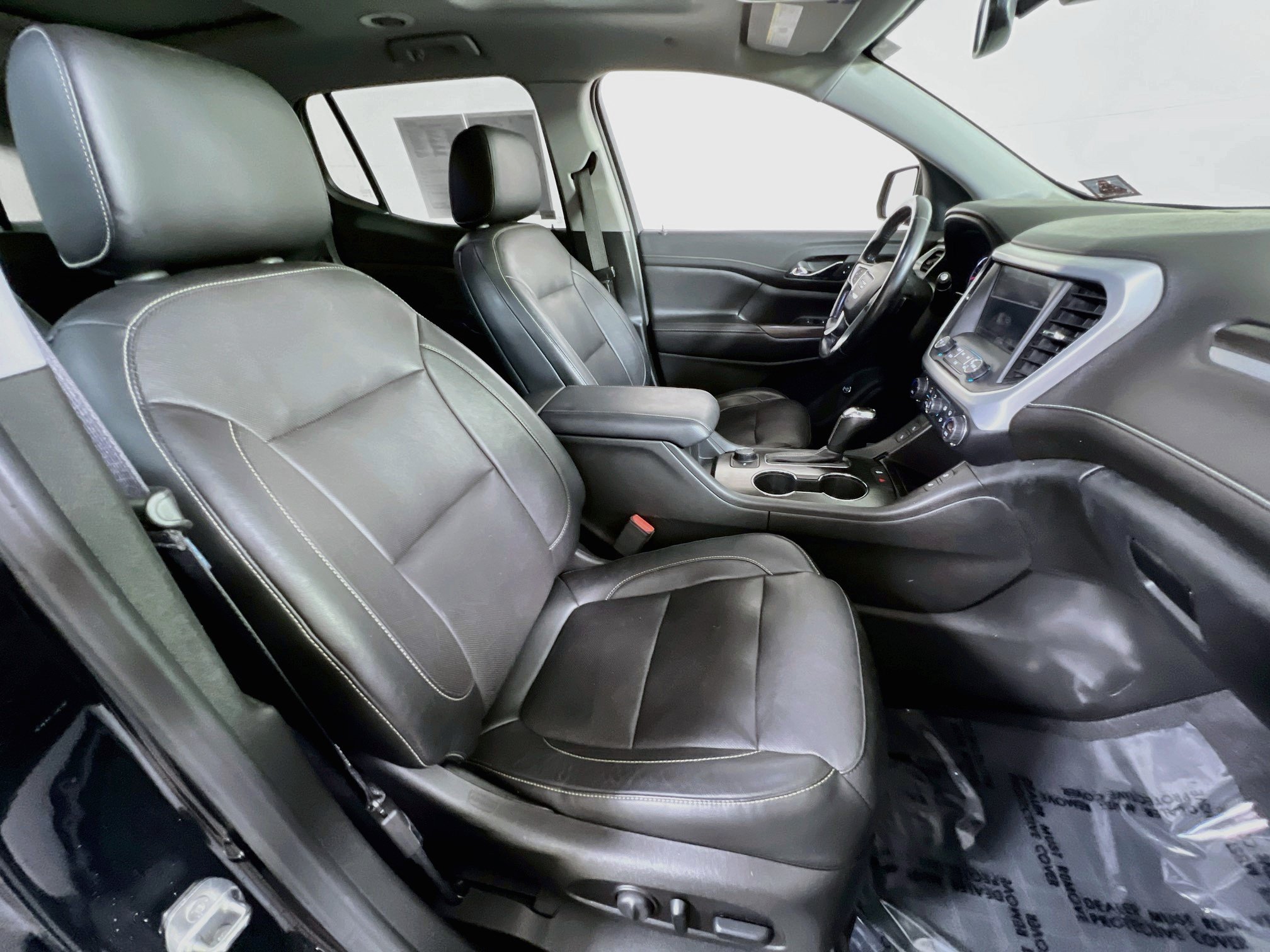 Used 2019 GMC Acadia SLT w/ LPO, Floor Liner Package AWD/4WD image 31