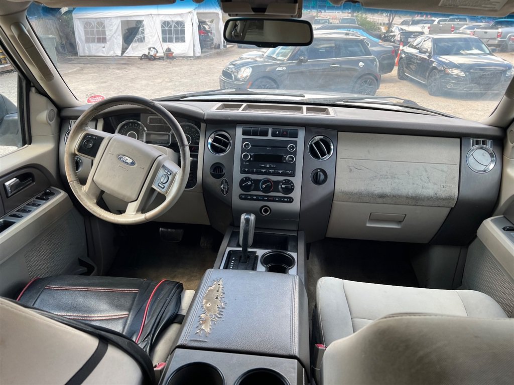Used 2010 Ford Expedition EL XLT RWD image 14