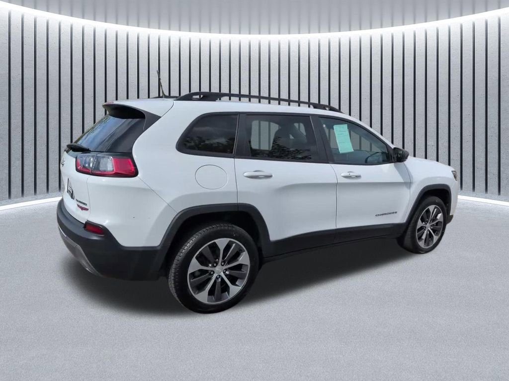 Certified 2022 Jeep Cherokee Limited w/ Elite Package AWD/4WD image 9