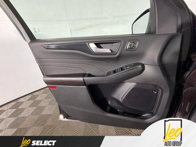 Used 2023 Ford Escape ST-Line Select w/ Tech Pack #2 AWD/4WD image 21