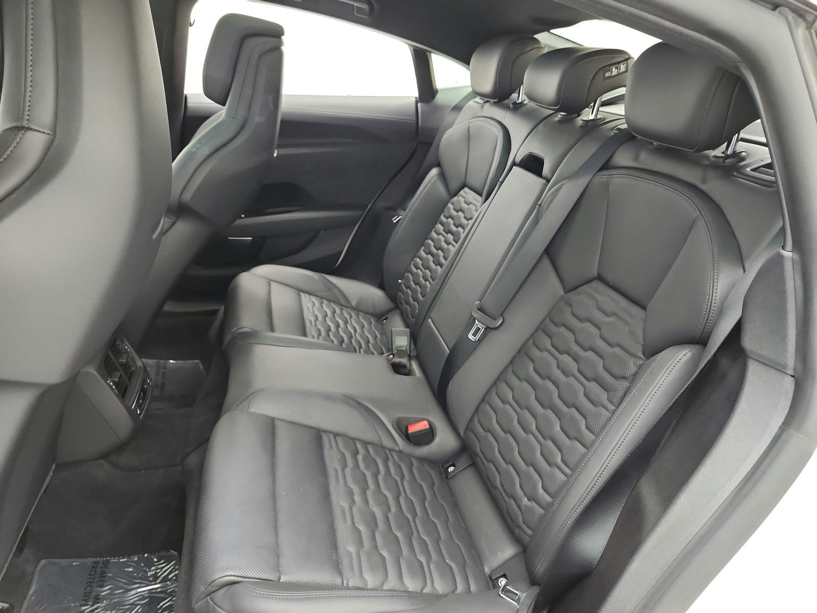 Used 2022 Audi e-tron GT Prestige w/ Prestige Package AWD/4WD image 13