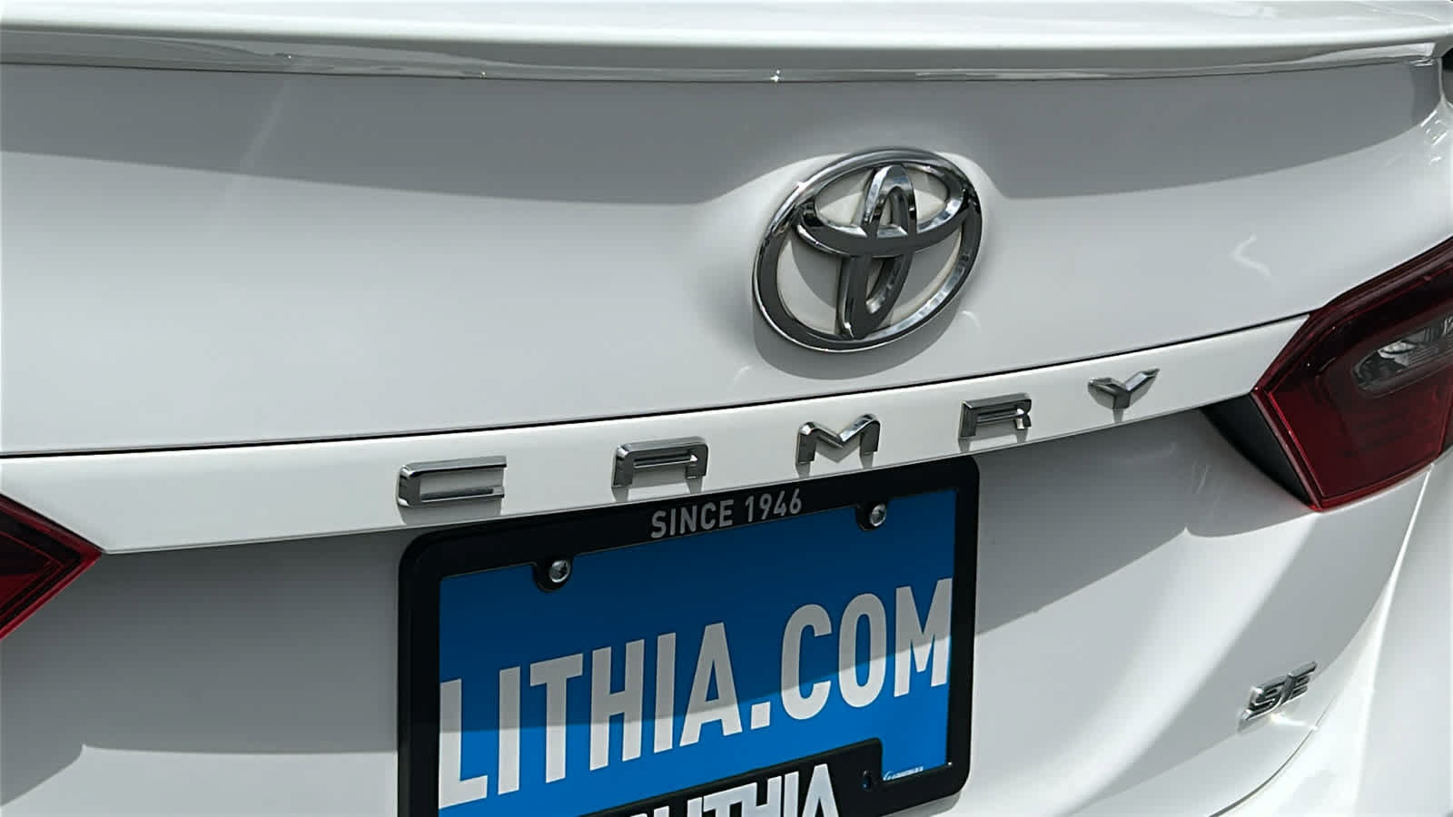 Used 2022 Toyota Camry SE FWD image 28