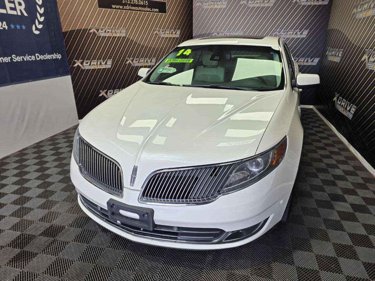 Used 2014 Lincoln MKS AWD w/ Equipment Group 201A image 3