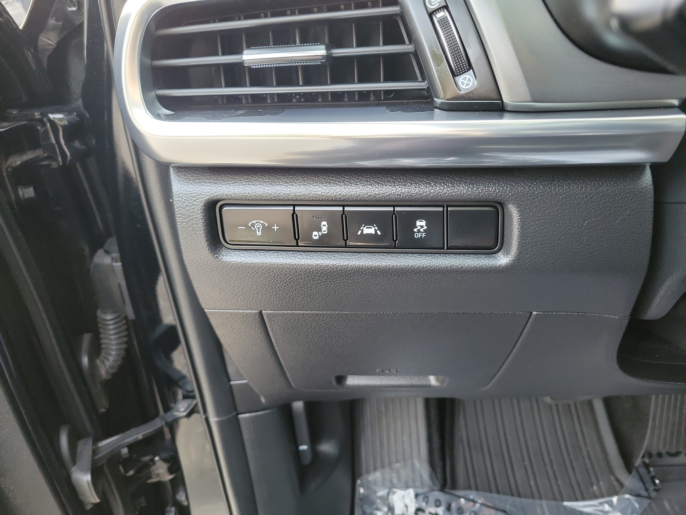 Certified 2022 Kia Telluride LX AWD/4WD image 25