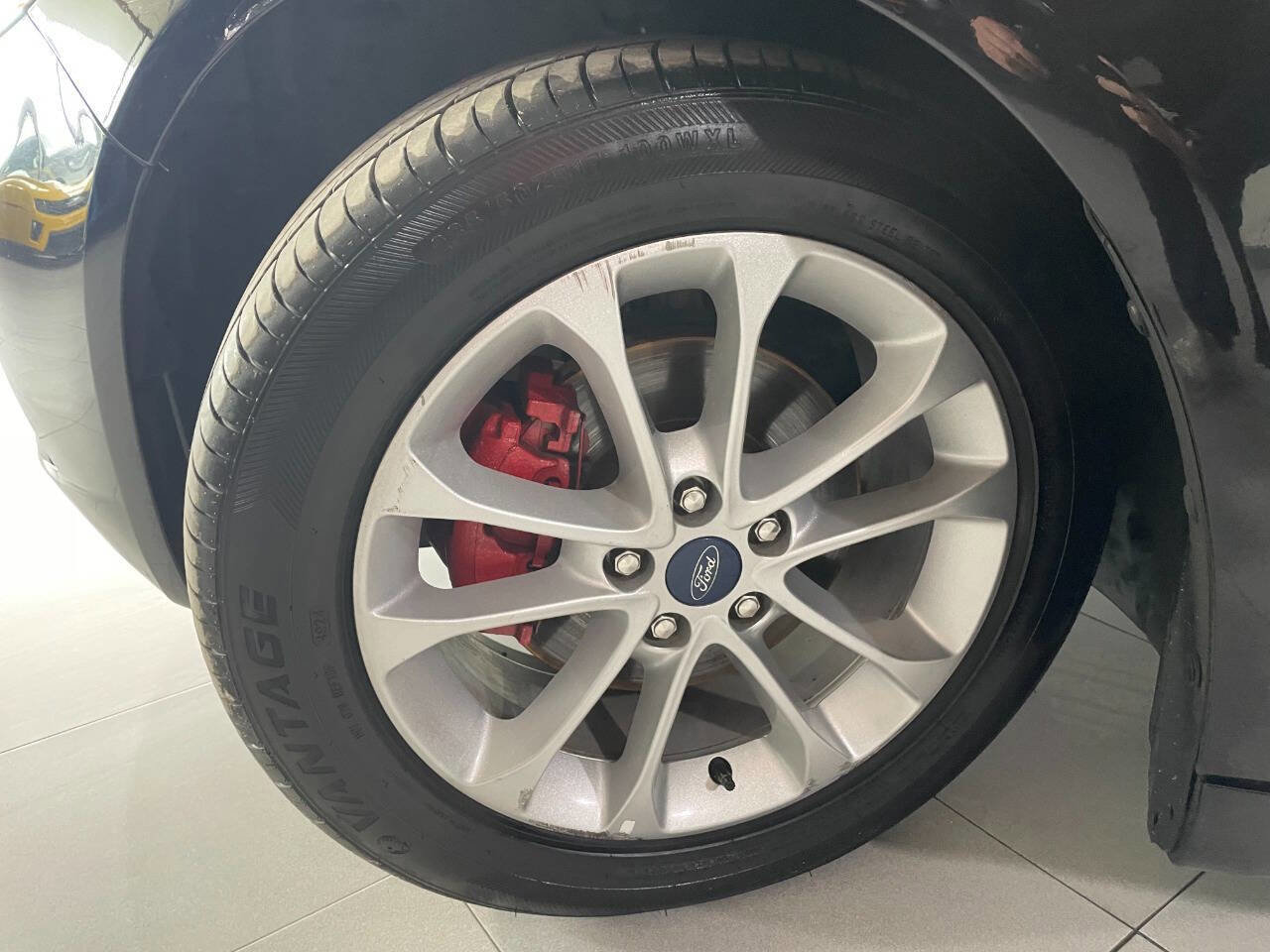 Used 2020 Ford Fusion SE image 10