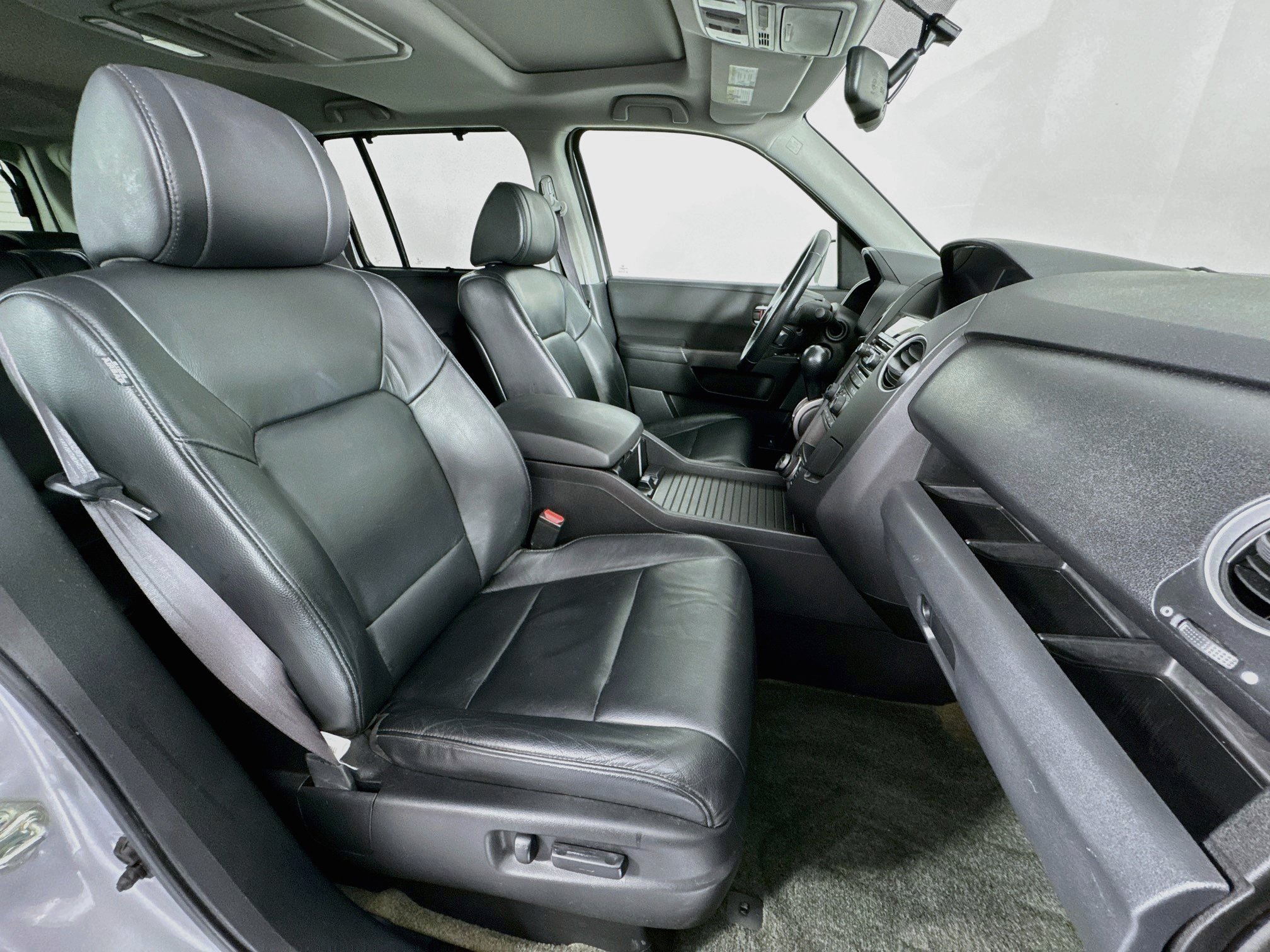 Used 2015 Honda Pilot Touring image 30