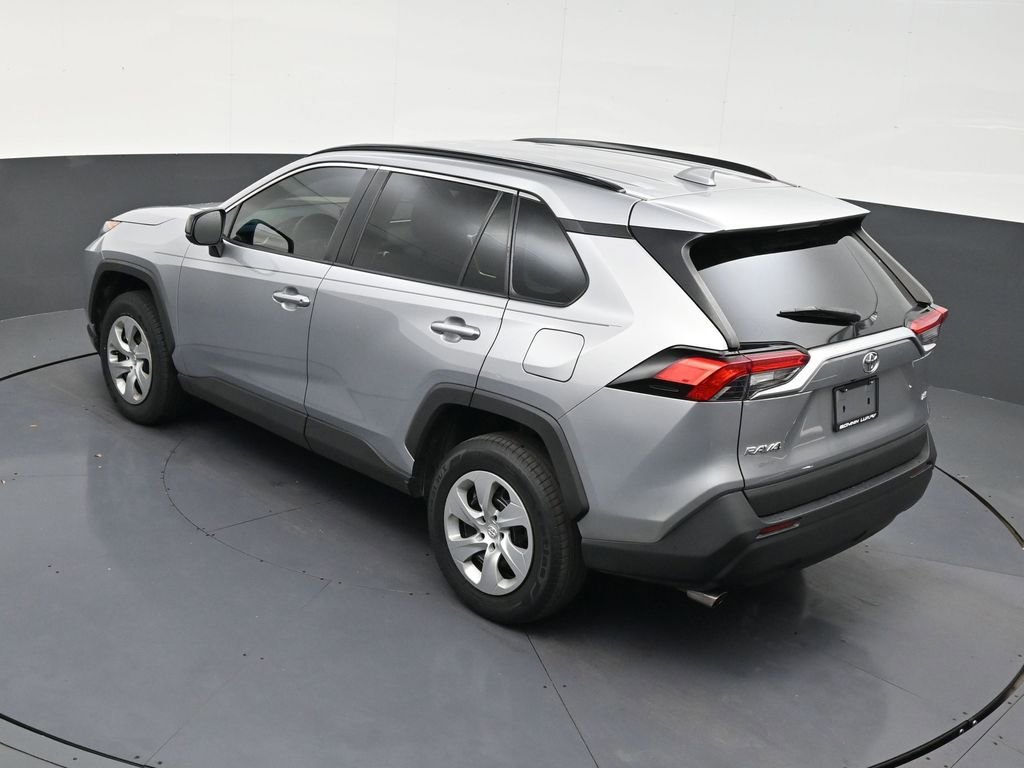 Used 2020 Toyota RAV4 LE FWD image 14