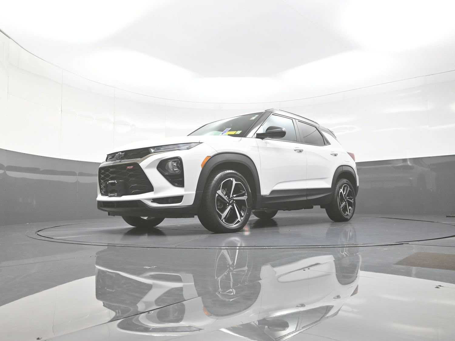 Used 2023 Chevrolet TrailBlazer RS w/ Convenience Package FWD image 11