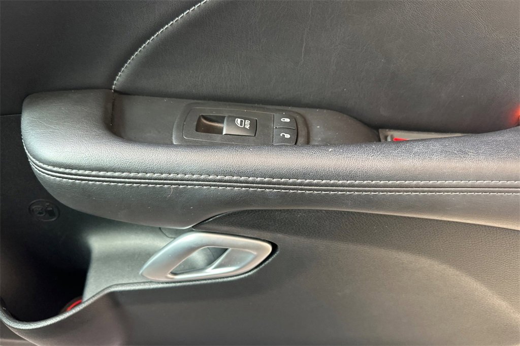 Used 2018 Dodge Challenger R/T Scat Pack w/ Leather Interior Group image 19