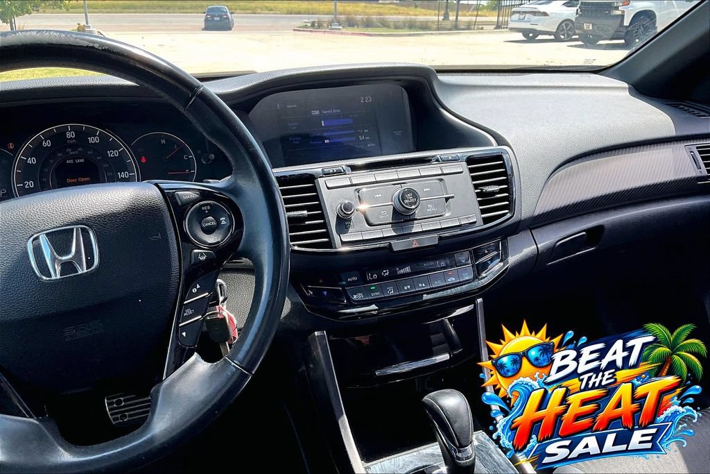 Used 2017 Honda Accord Sport image 8