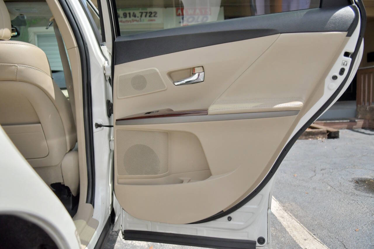 Used 2013 Toyota Venza Limited w/ Tow Prep Pkg image 32