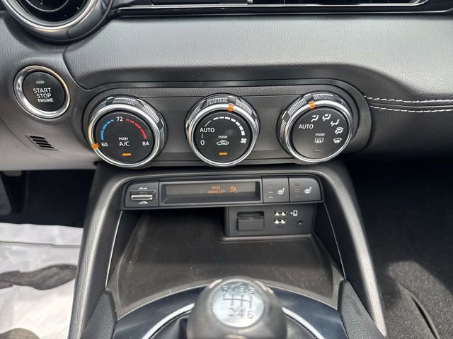 Used 2021 MAZDA MX-5 Miata RF Grand Touring image 25