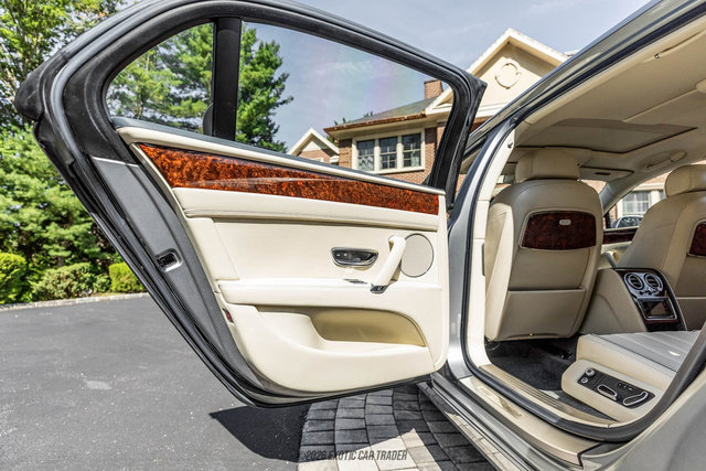 Used 2014 Bentley Flying Spur W12 AWD/4WD image 49