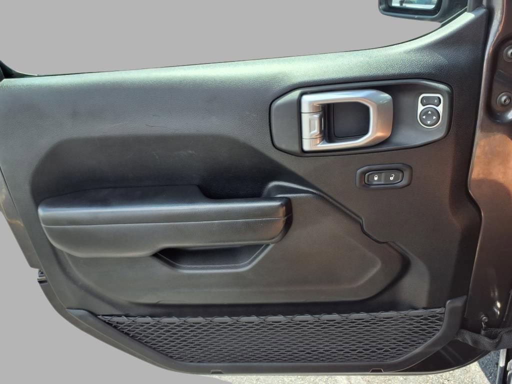 Used 2021 Jeep Wrangler Unlimited Sport image 16