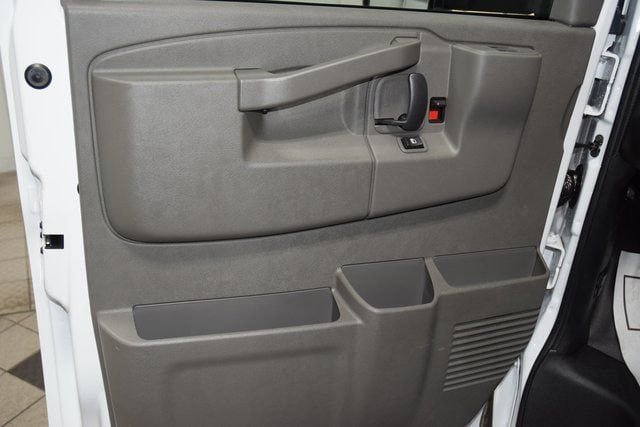 New 2026 Chevrolet Express 3500 w/ Power Convenience Package RWD image 30