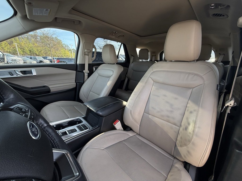 Used 2020 Ford Explorer Limited w/ Class III Trailer Tow Package image 22