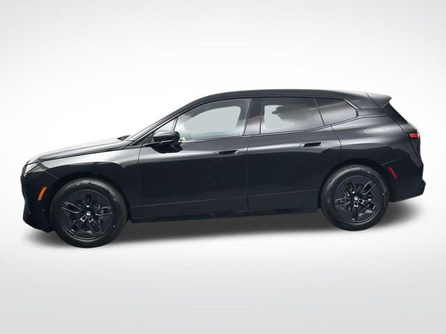 New 2026 BMW iX xDrive45 AWD/4WD image 8