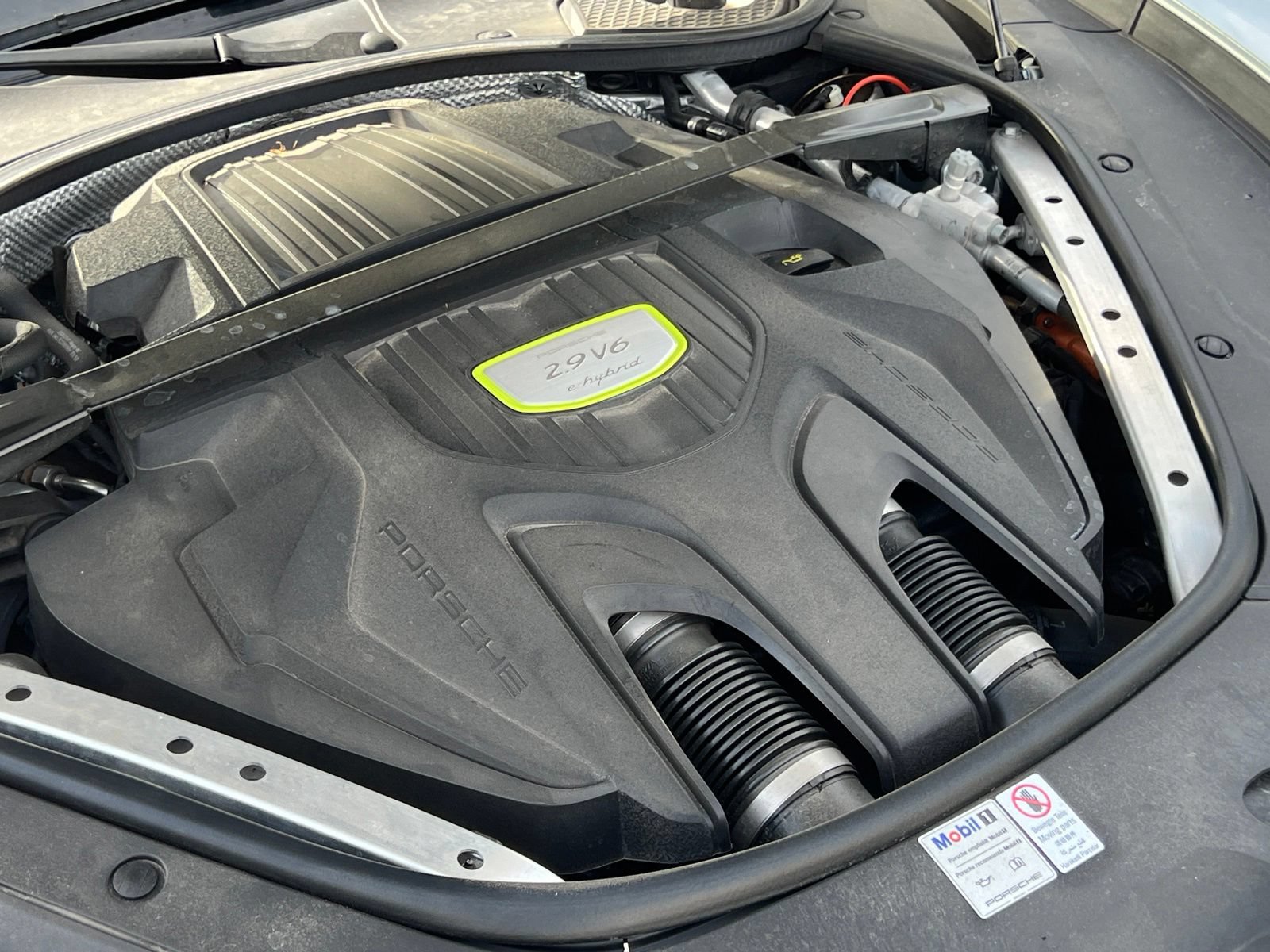 Certified 2020 Porsche Panamera 4 AWD/4WD image 39