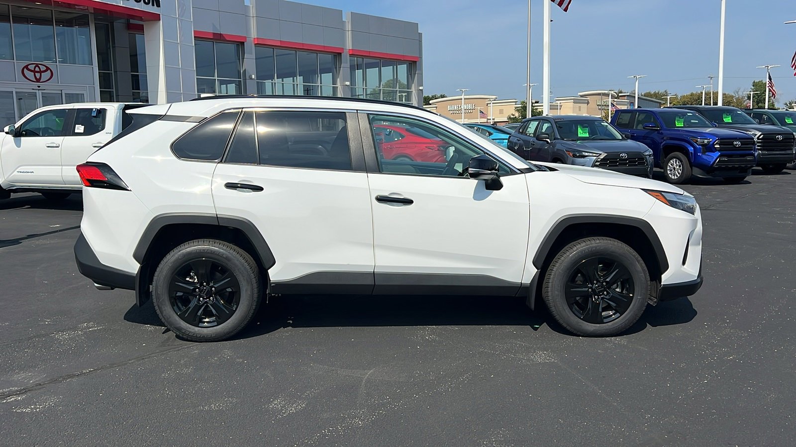Certified 2022 Toyota RAV4 XLE image 2