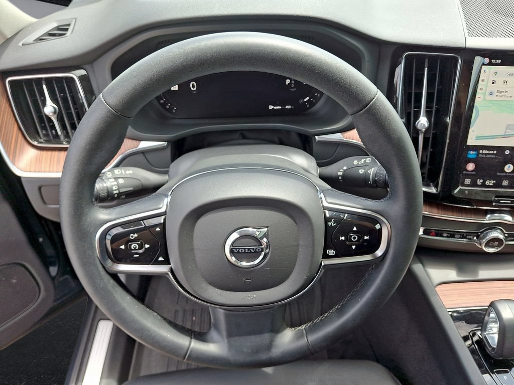Certified 2024 Volvo XC60 B5 Plus w/ Protection Package Premier AWD/4WD image 22