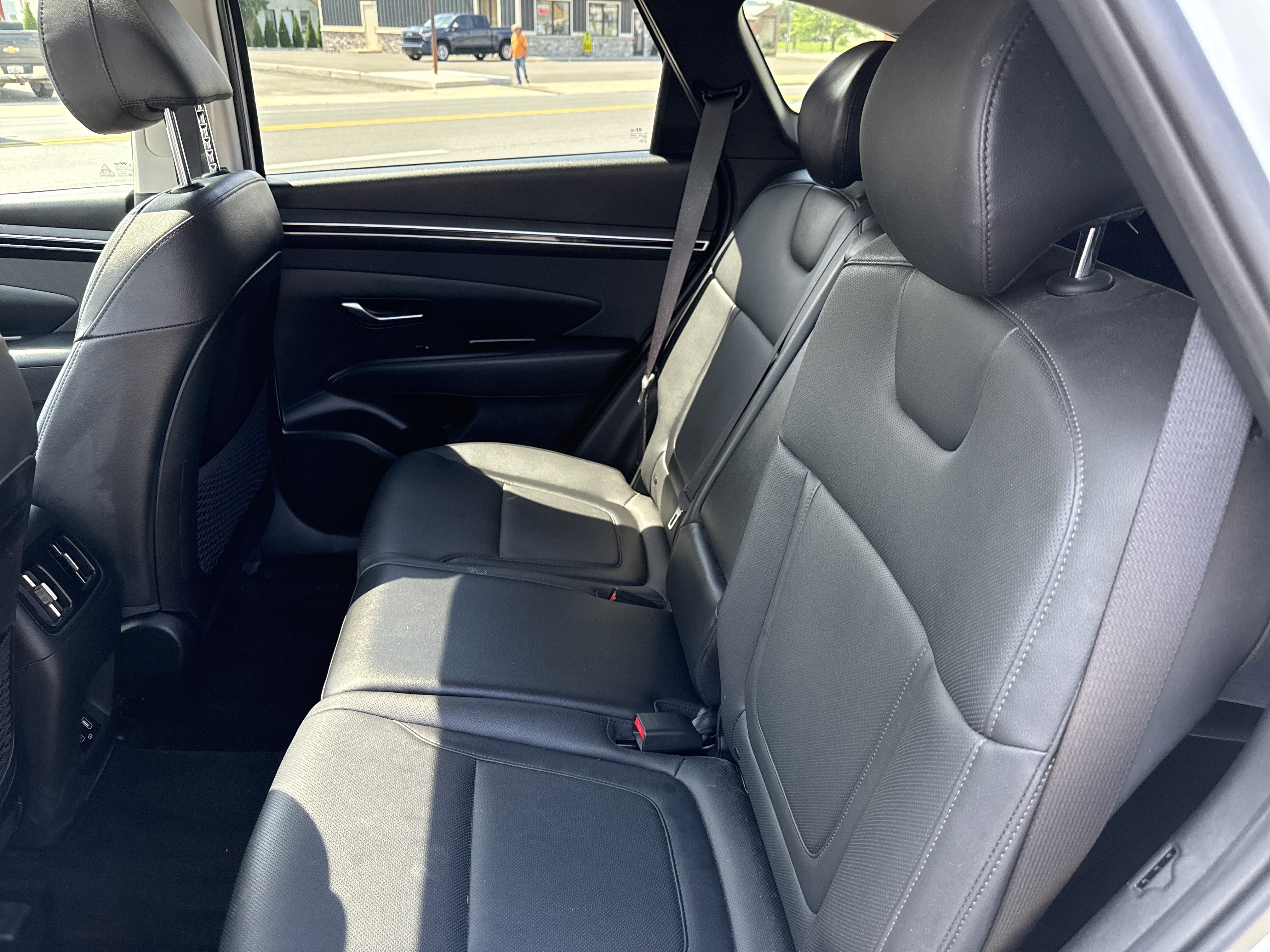 Used 2023 Hyundai Tucson SEL w/ Convenience Package AWD/4WD image 13