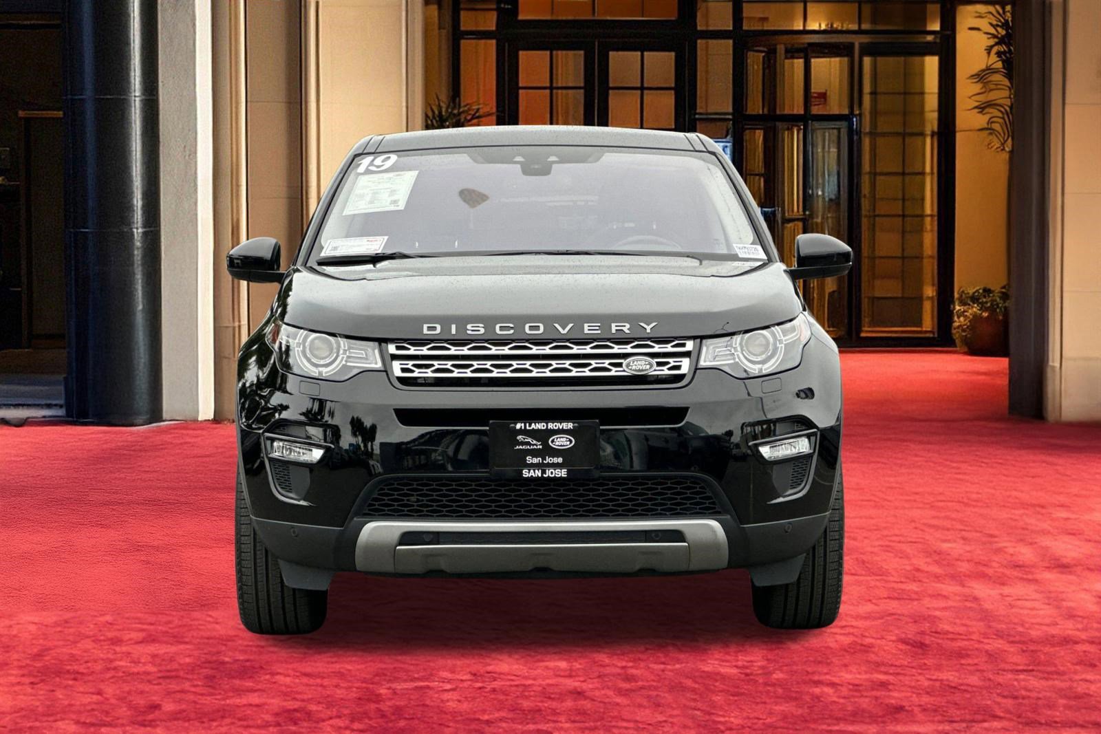 Used 2019 Land Rover Discovery Sport HSE AWD/4WD image 6