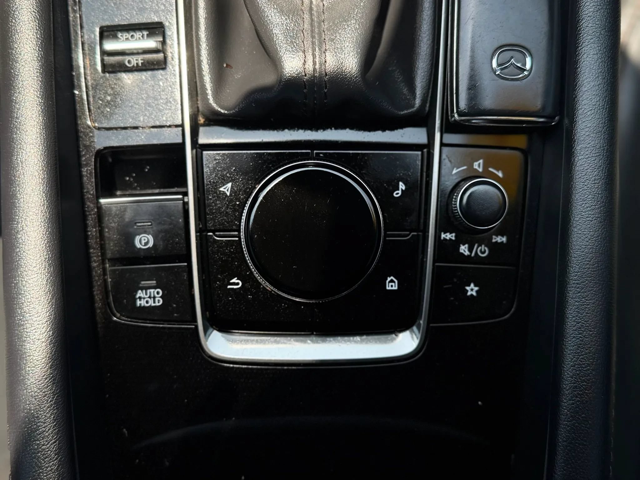 Used 2023 MAZDA MAZDA3 s FWD image 26