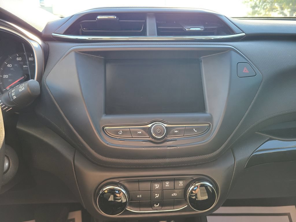 Used 2022 Chevrolet TrailBlazer LS FWD image 24