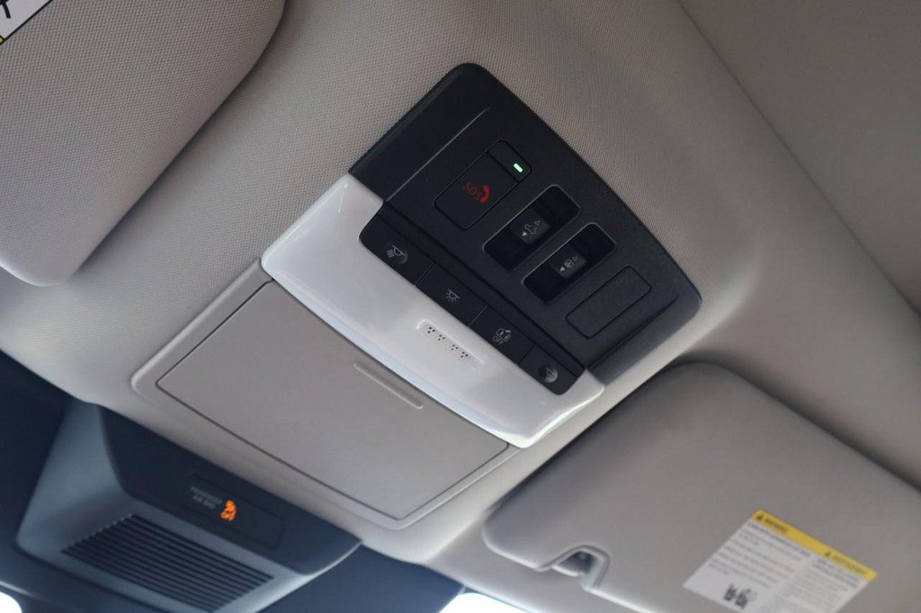 New 2026 Nissan Pathfinder Platinum AWD/4WD image 15