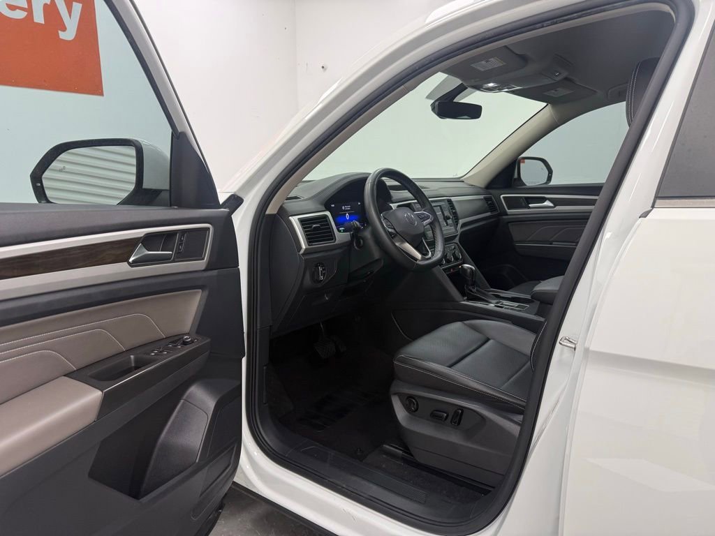 Used 2022 Volkswagen Atlas SE FWD image 12