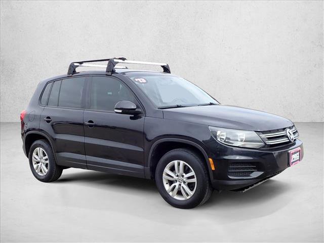 Used 2013 Volkswagen Tiguan S image 6