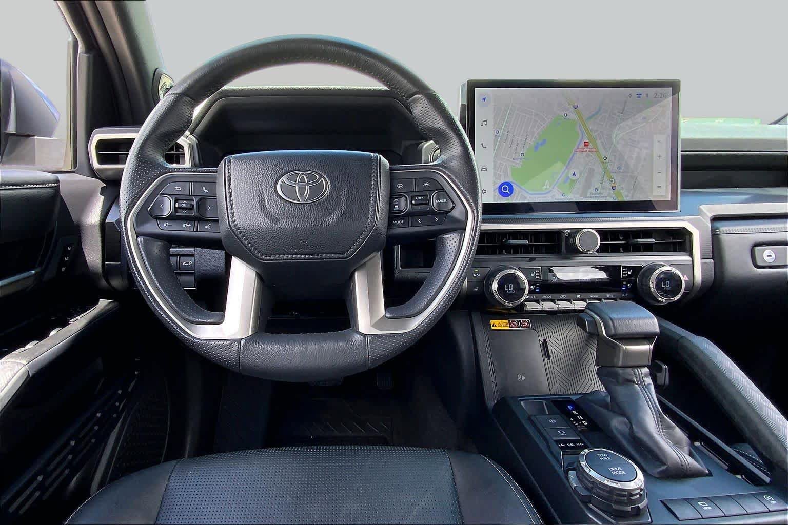 Used 2025 Toyota 4Runner Limited AWD/4WD image 6
