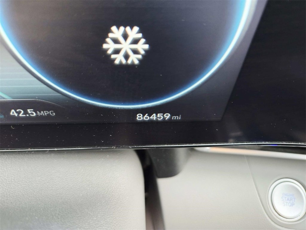 Used 2023 Hyundai Elantra SEL w/ Convenience Package image 22