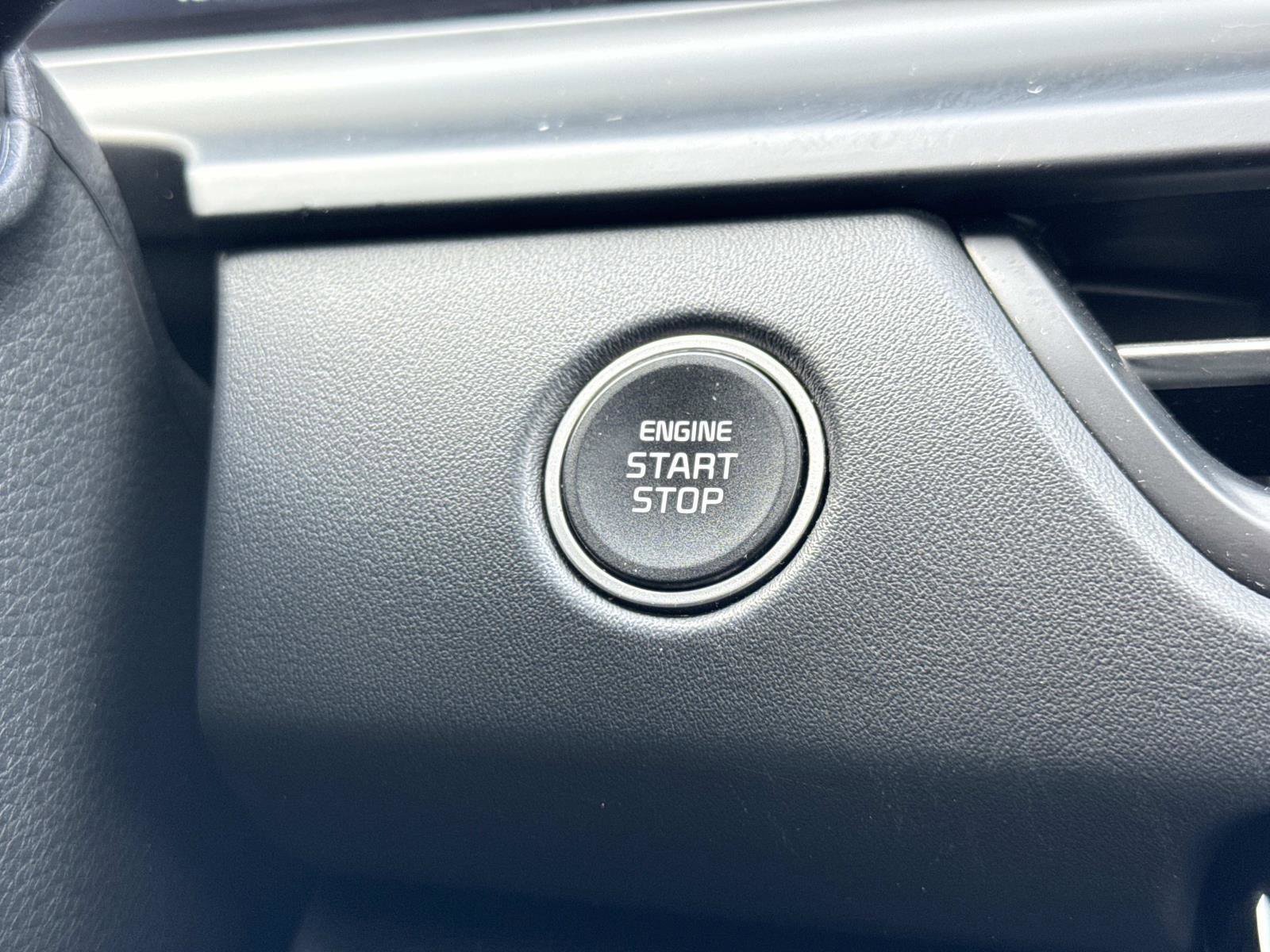 Used 2024 Kia Seltos EX image 14