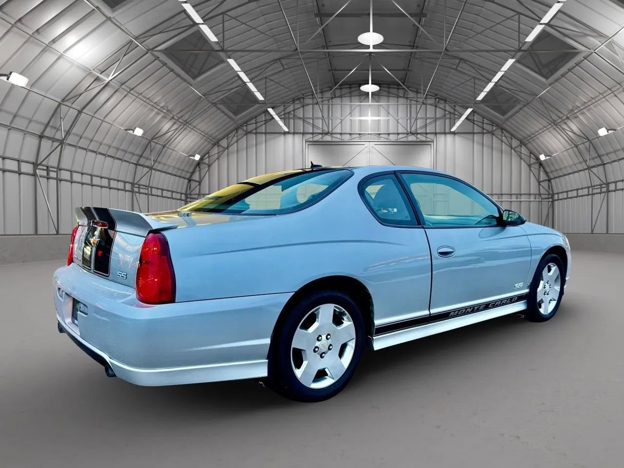 Used 2007 Chevrolet Monte Carlo SS w/ Black Rally Stripe Package FWD image 7