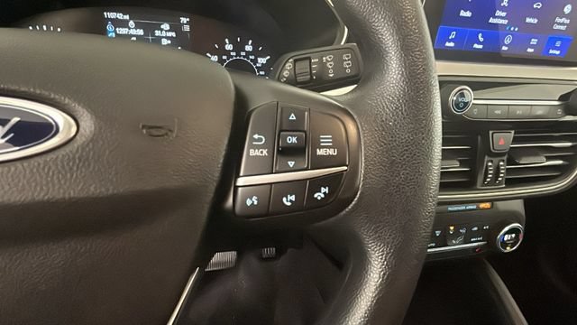 Used 2020 Ford Escape SE FWD image 17