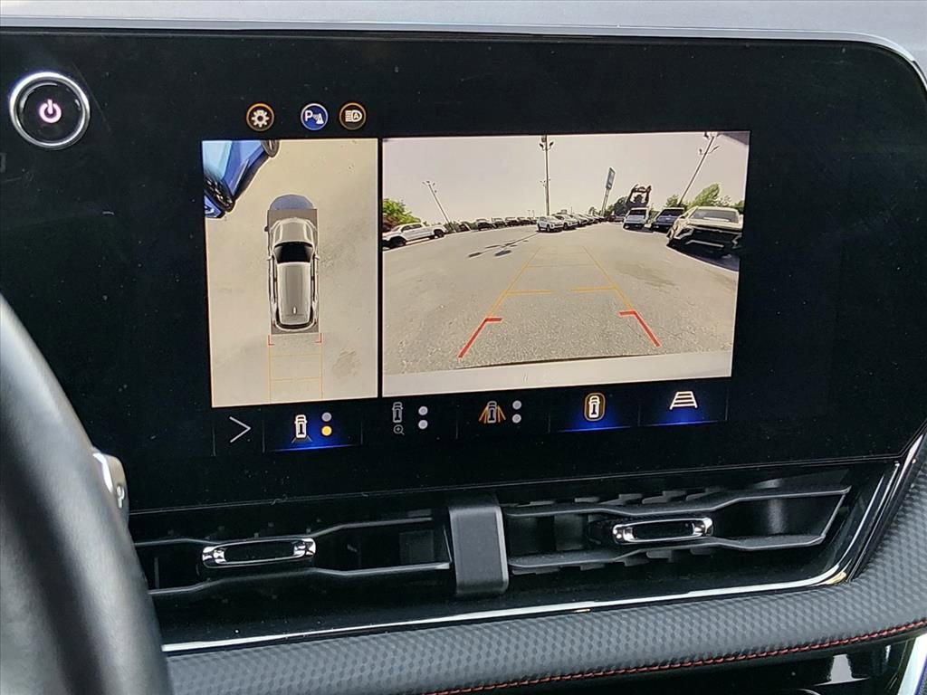 Used 2025 Chevrolet Equinox RS w/ Safety and Technology Package FWD image 25