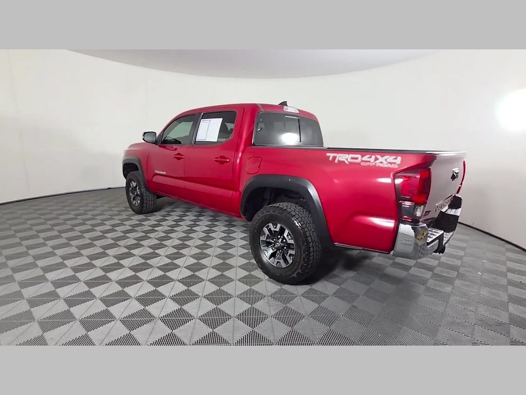 Used 2018 Toyota Tacoma TRD Off-Road AWD/4WD image 41