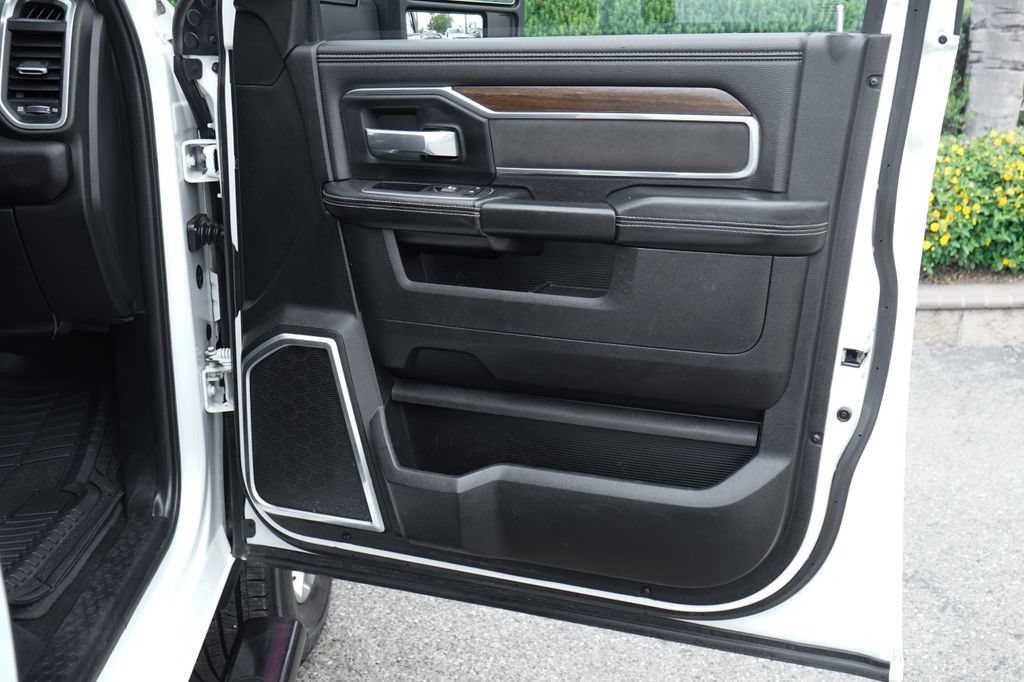 Used 2023 RAM 2500 Laramie AWD/4WD image 43