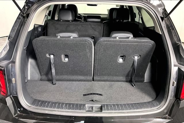 Certified 2026 Kia Sorento S w/ S Panoramic Sunroof Package FWD image 30