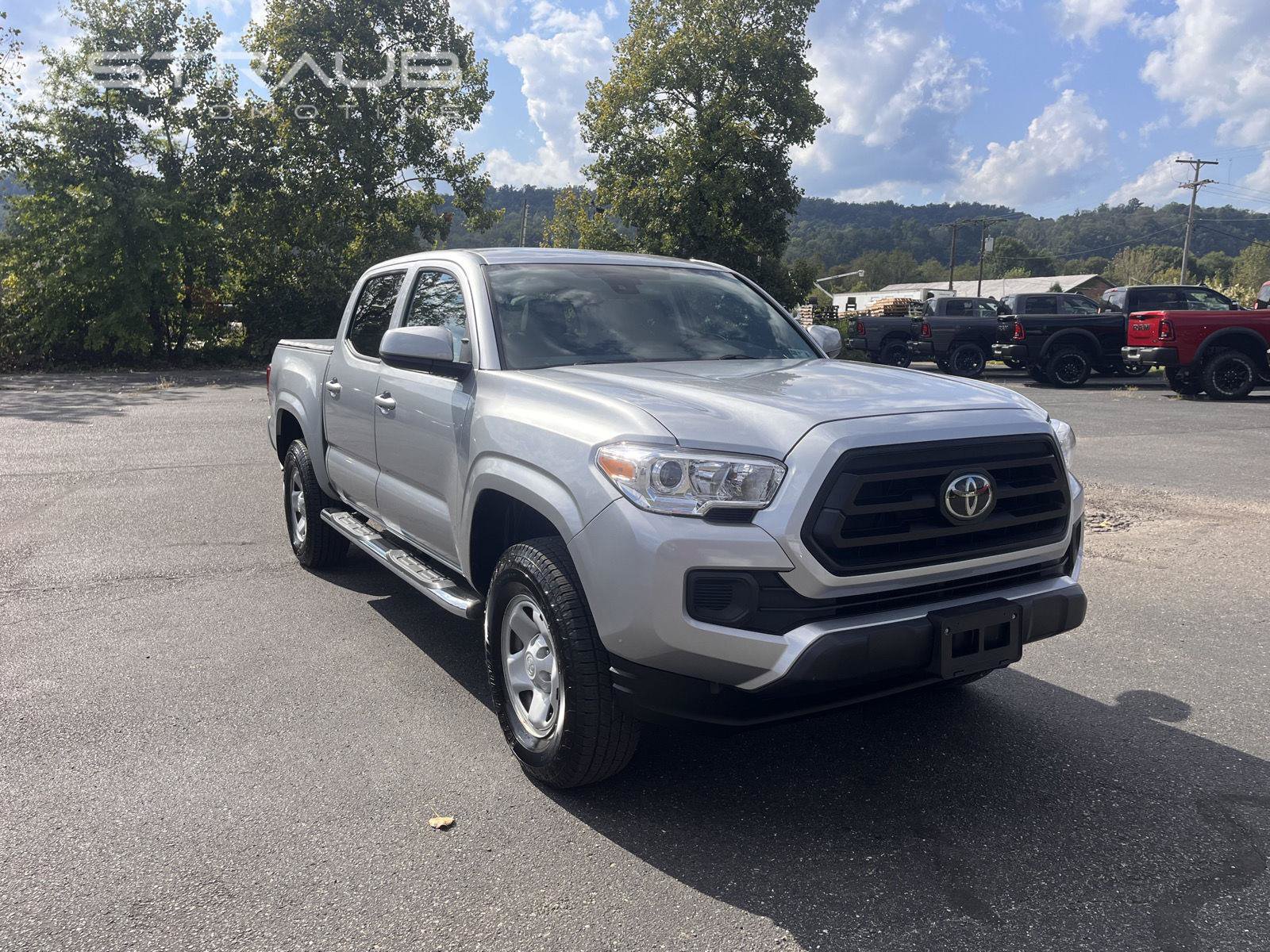 Used 2022 Toyota Tacoma SR AWD/4WD image 2