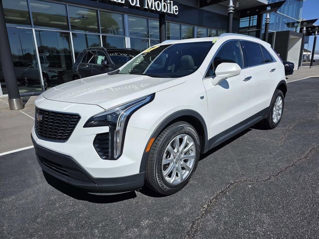 Used 2020 Cadillac XT4 Luxury image 2