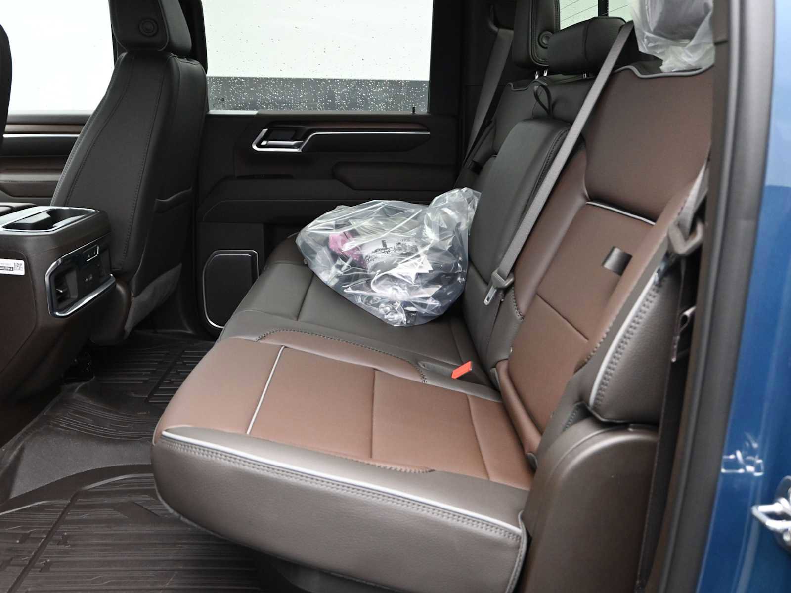 New 2026 GMC Sierra 2500 Denali w/ Denali Reserve Package image 19