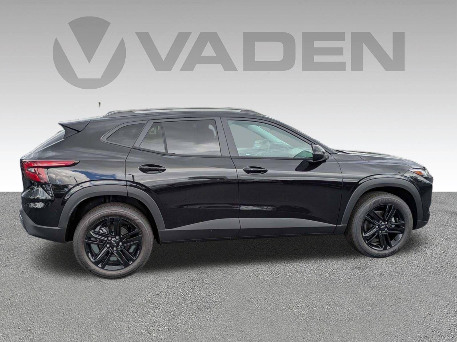 New 2026 Chevrolet Trax ACTIV w/ Driver Confidence Package FWD image 22