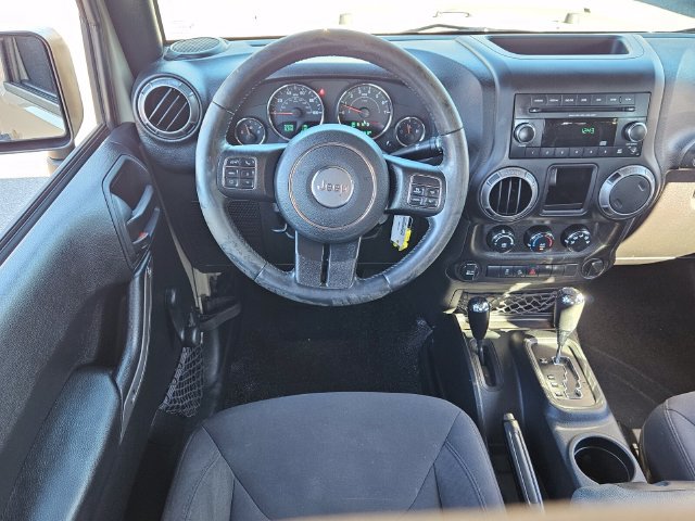 Used 2018 Jeep Wrangler Unlimited Sport w/ Connectivity Group AWD/4WD image 14