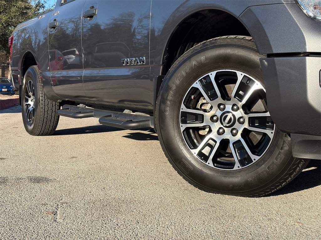 Certified 2024 Nissan Titan SV w/ SV Convenience Package image 2