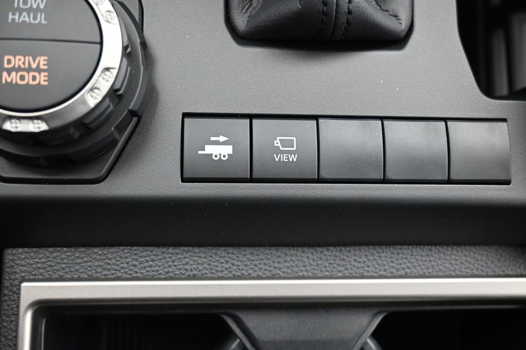 Certified 2026 Toyota 4Runner Platinum AWD/4WD image 27