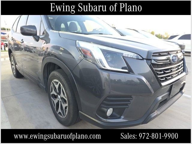Used 2023 Subaru Forester Premium image 1