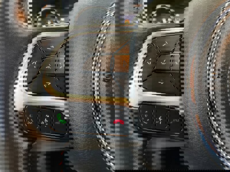 Used 2018 Jeep Compass Limited w/ Navigation Group image 10