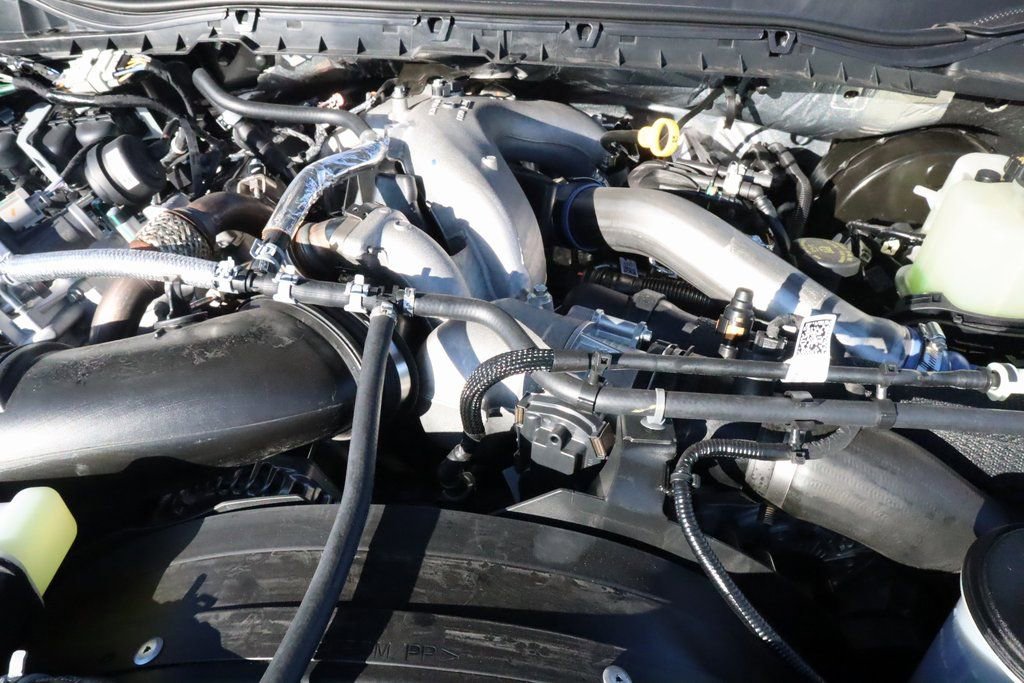 New 2026 Ford F250 XLT w/ FX4 Off-Road Package image 18